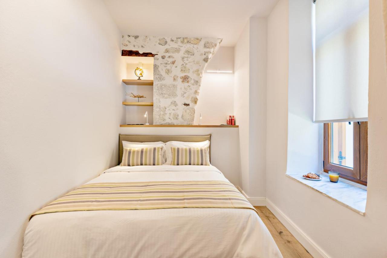 Oniro Suites Rethimnon Buitenkant foto
